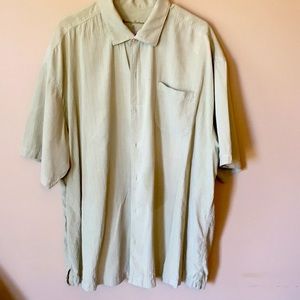Men’s Hawaiian shirt by Tommy Bahama